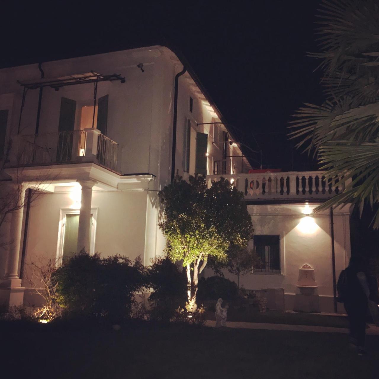 Maison Fortune Castelnuovo del Garda Bagian luar foto